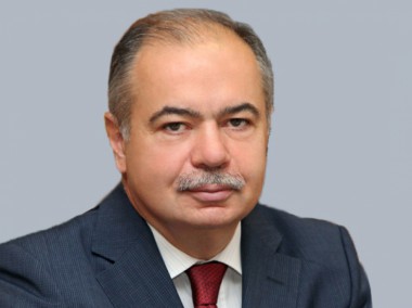 Ильяс Умаханов вновь представляет Дагестан в Совете Федерации